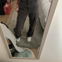 pantaloni casual