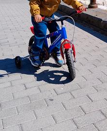 Bici da 12"pollici per bambino "Capitan America"