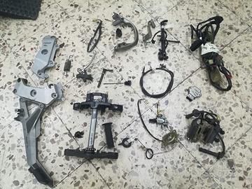 Ricambi honda hornet 600 anno 2000 usati