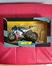Modellino Moto GP 1:12 Colin Edward Yamaha 2007
