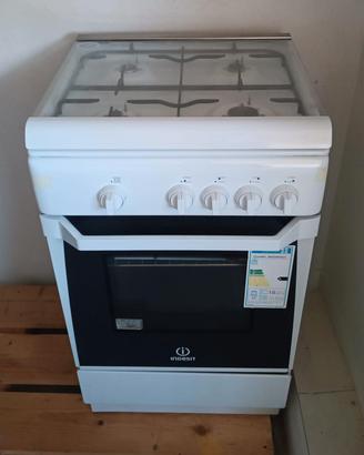 Cucina Indesit