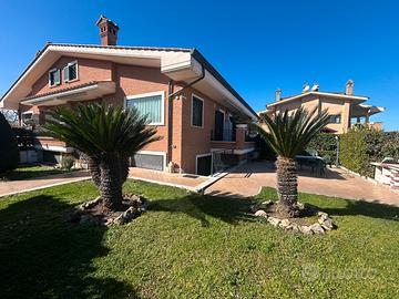 Via di morena villa divisibile