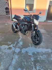 Yamaha FZ1  06