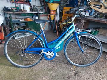 bicicletta da donna cerchi 28 pari nuovo 