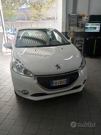 Peugeot 208 GPL