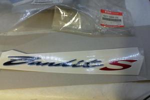 EMBLEMA DX BANDIT S SUZUKI 68271-38G01-CTG EX 6827