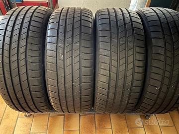 4 Pneumatici Bridgestone Turanza 215/50 R17 95H