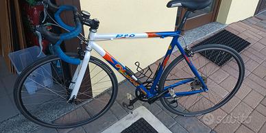 Bicicletta da corsa NSR PRO FIRE perfetta!