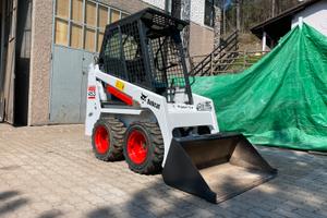 Minipala bobcat 453
