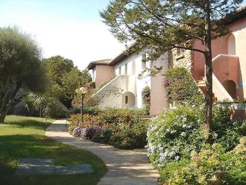Bilocale a Porto Rotondo, Residence Gardens, a 50