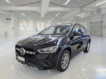 MERCEDES-BENZ GLA 200 D AUTOMATIC BUSINESS 5 PORTE