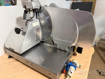 Affettatrice industriale