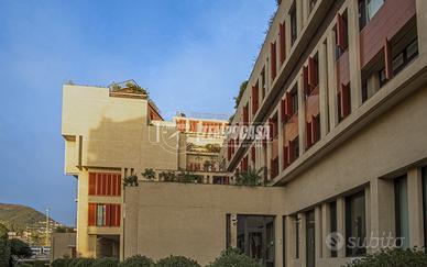 3 LOCALI CON TERRAZZO VISTA MARE