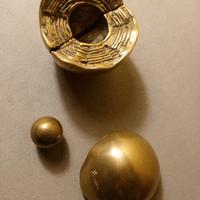 Scultura postmoderna in bronzo