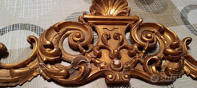 fregio decorativo in legno 