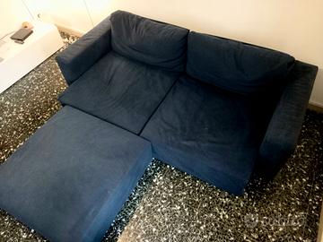 Divano di design ditta Saba