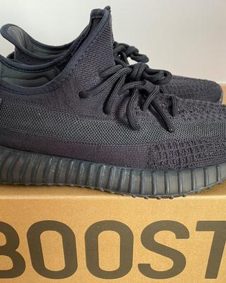 YEEZY BOOST 350 V2 ONYX MISURA 43 1/3