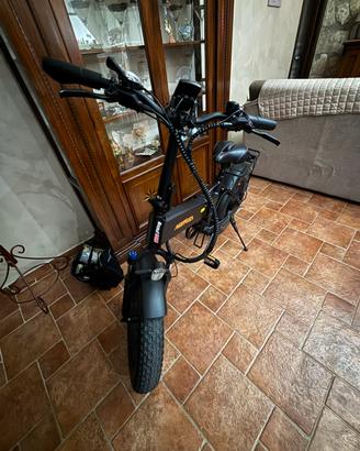 Bicicletta elettrica hillmiles nuova