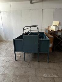 Gabbia parto per scrofe