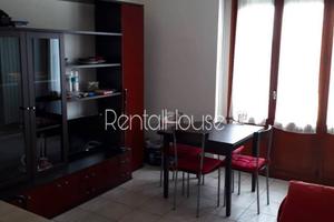 Camera matrimoniale vicino metro gialla e stazione