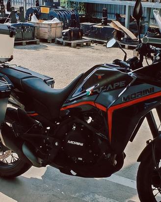 MOTO MORINI X CAPE 650, CON VALIGE,BLACK EDITION