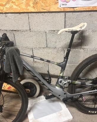 Scott Spark Comp 2025 Taglia M - solo 300km