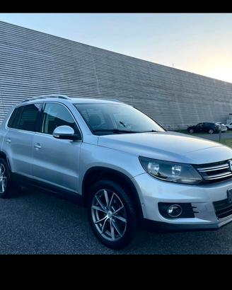 Volkswagen Tiguan 2.0 TDI 140CV DSG 4Motion Sport