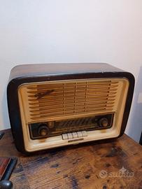 Radio a valvole Telefunken 