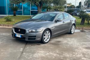 Jaguar XE 2.0 D Turbo 180CV aut. Prestige Business