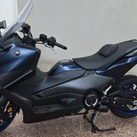 Yamaha T Max 560