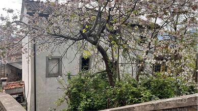 Casa indipendente di 160 m² con più di 5 locali e 