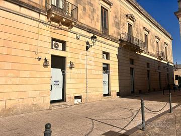 Locale commerciale - Maglie