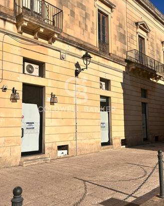 Locale commerciale - Maglie