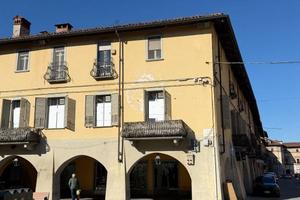 Immobile di 188 m² con più di 5 locali a Carmagnol