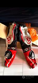 Pantaloni moto