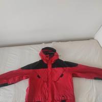 guscio tecnico per alpinismo ed escursione