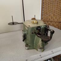 Macchina per pellicceria