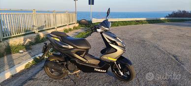 Yamaha Aerox 50