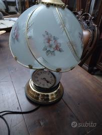 lampada vintage da tavolo o comodino 