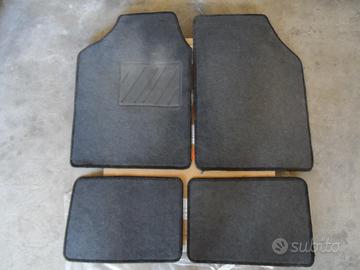 Tappetini aftermarket adattabili Alfa Romeo 147