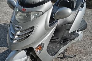 Kymco Grand dink 250