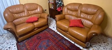 COPPIA DI DIVANI 