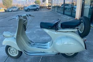 Vespa faro basso 1957
