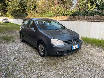 Vw Golf 1.6 benzina 5 porte
