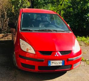 Auto mitsubishi colt