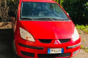 Auto mitsubishi colt