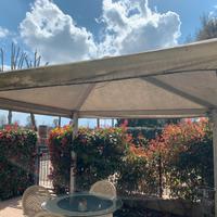 Gazebo bianco