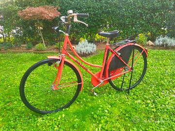 Bicicletta da donna HOLLAND, rossa