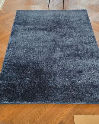 tappeto blu shaggy a pelo lungo