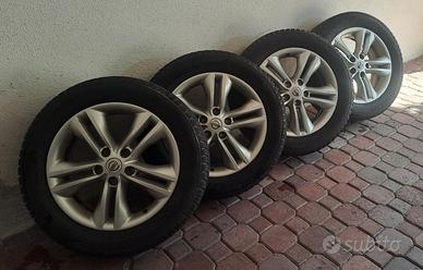 CERCHI IN LEGA ORIGINALI NISSAN E GOMME INVERNALI